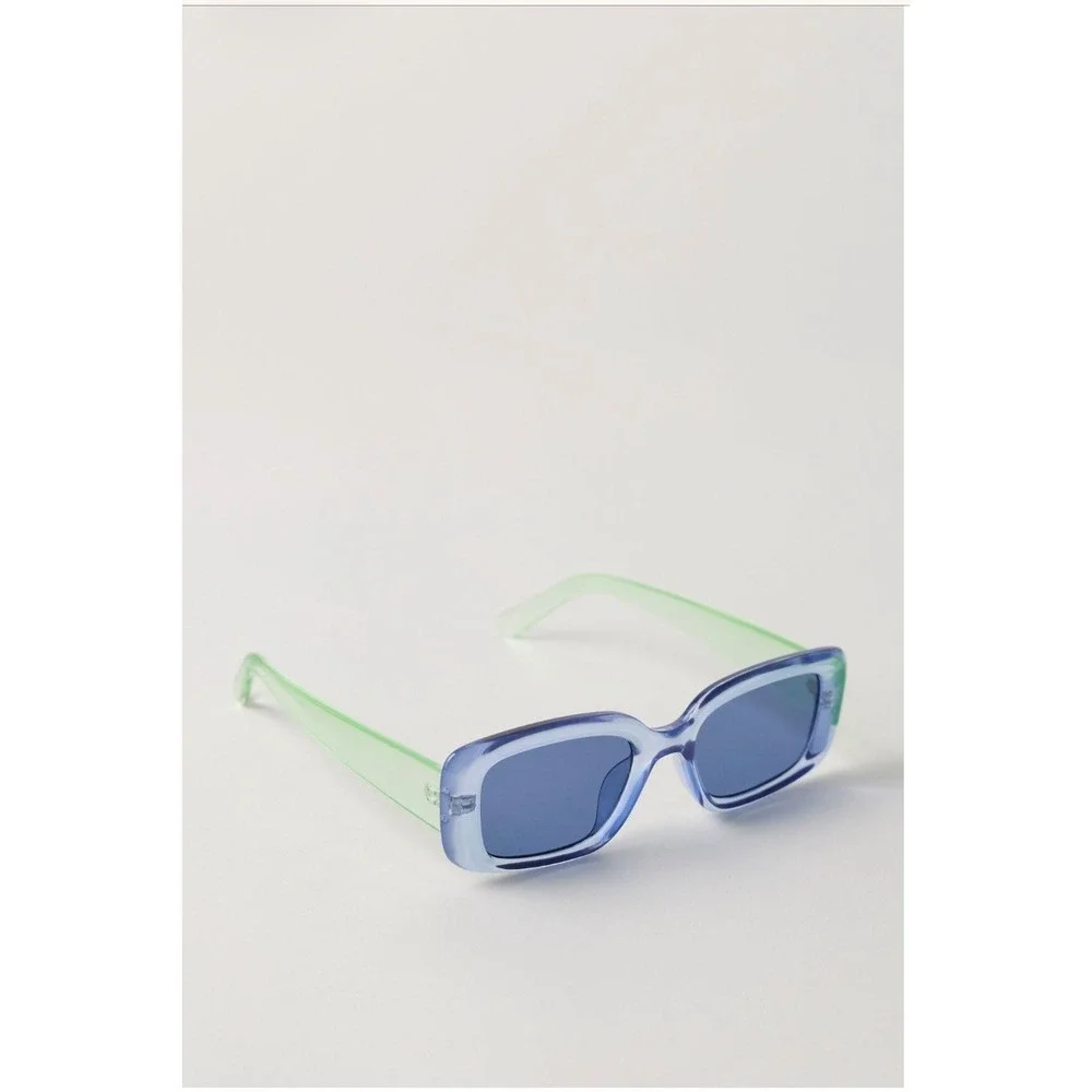 Free People Frankie Rectangle Sunglasses New NWT Blue tinted plastic summer fun